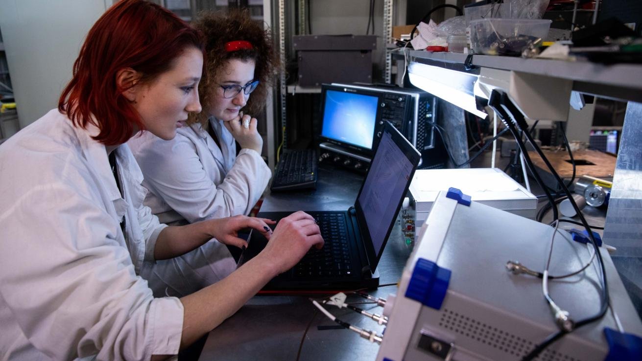 ИИ, металл, трещины, моделирование, технологии