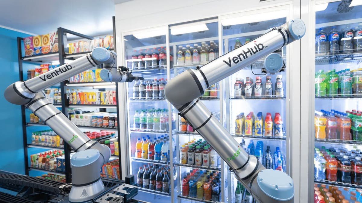 роботизированный магазин, автоматизация торговли, ИИ в ритейле, VenHub Лос-Анджелес, технологии будущего