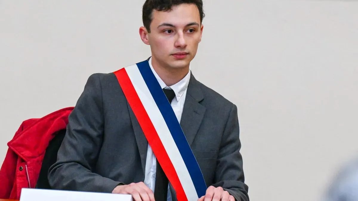 Франция, студент, мэр, выборы, политика