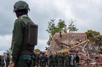 Таиланд, Камбоджа, конфликт, авиаудары, перемирие