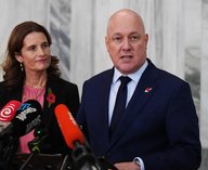 НоваяЗеландия, премьер, политика, отставка, рейтинги