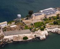 Трамп, Алькатрас, тюрьма, бюджет, США