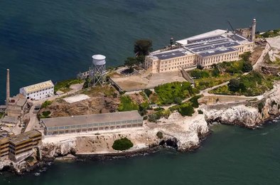 Трамп, Алькатрас, тюрьма, бюджет, США