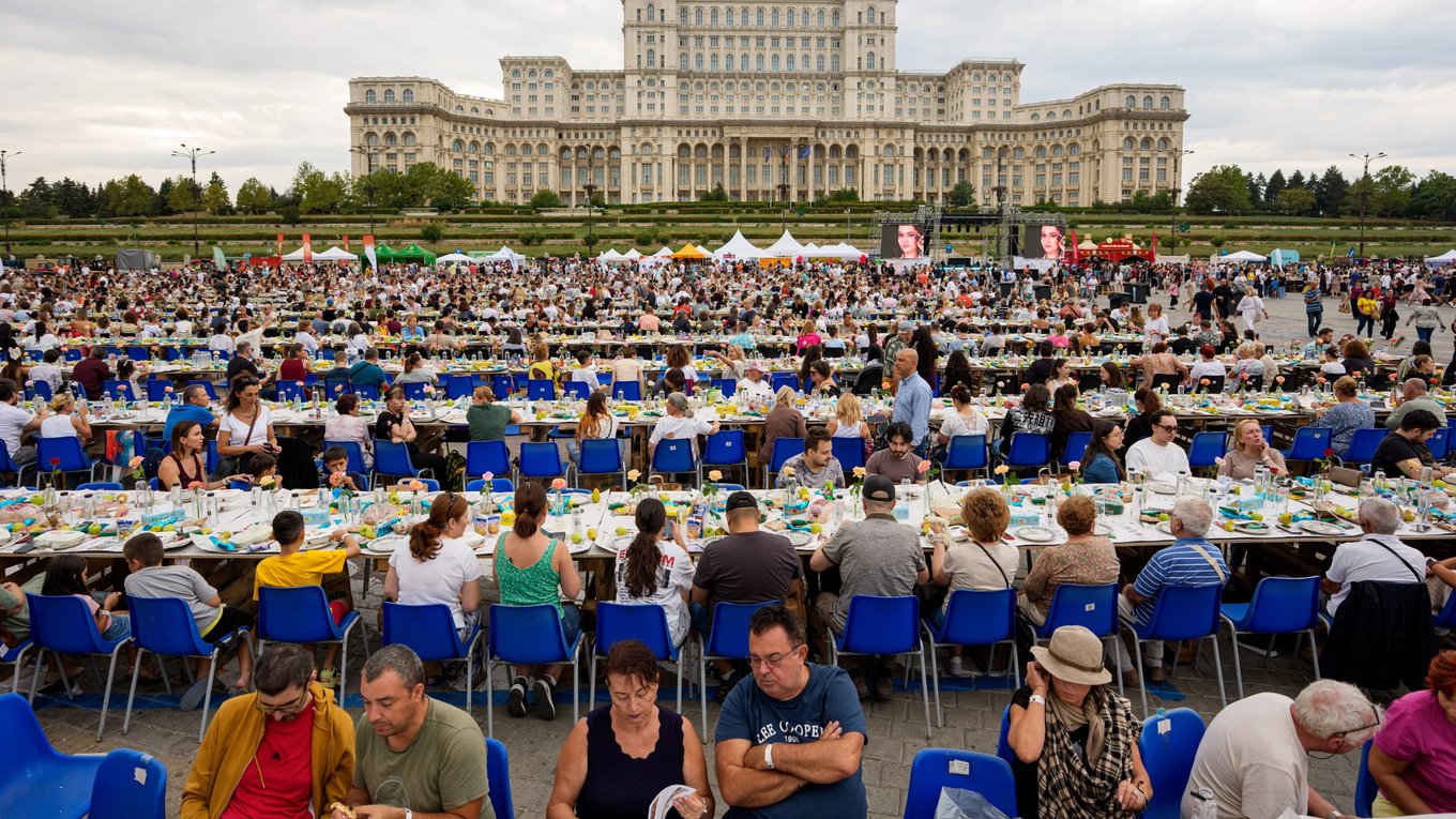 Румыния, Бухарест, рекорд, благотворительность, больница