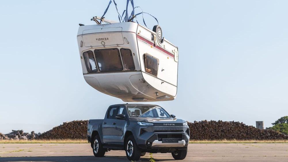 Toyota, Hilux, электропикап, испытания, автодом