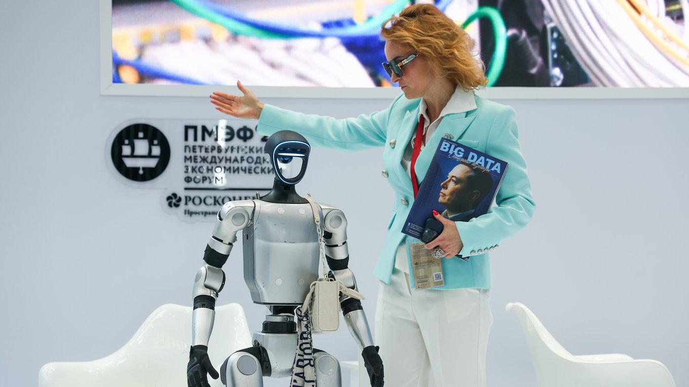 ПМЭФ 2025, цифровые технологии, персонализированная медицина, беспилотный транспорт, инновации в России