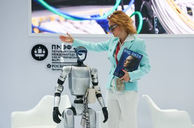 ПМЭФ 2025, цифровые технологии, персонализированная медицина, беспилотный транспорт, инновации в России