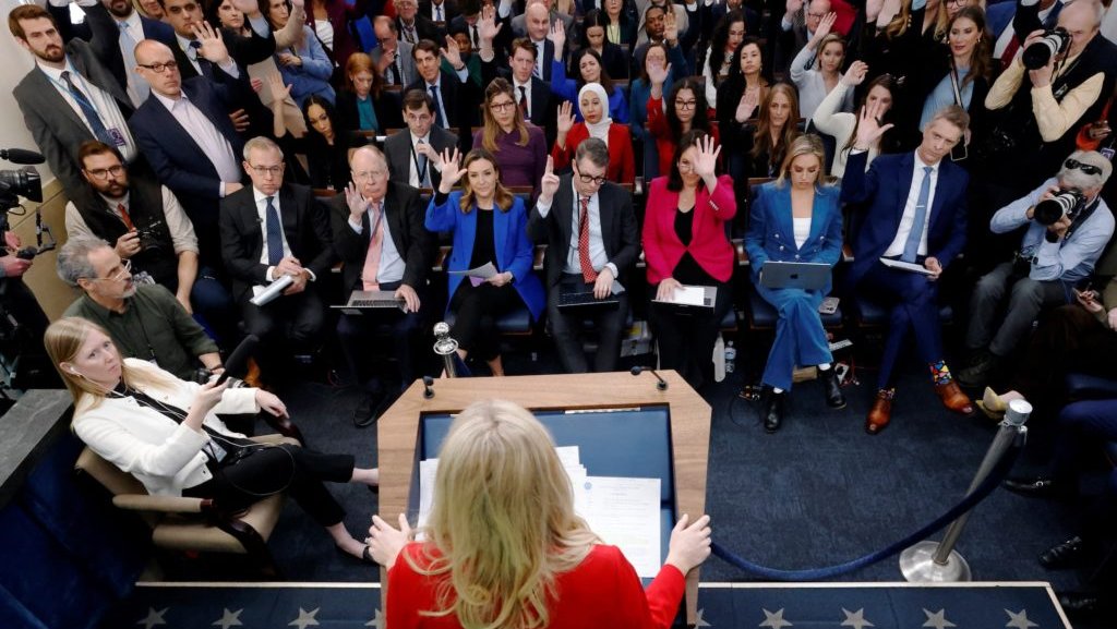 Белыйдом, журналисты, СМИ, Трамп, цензура