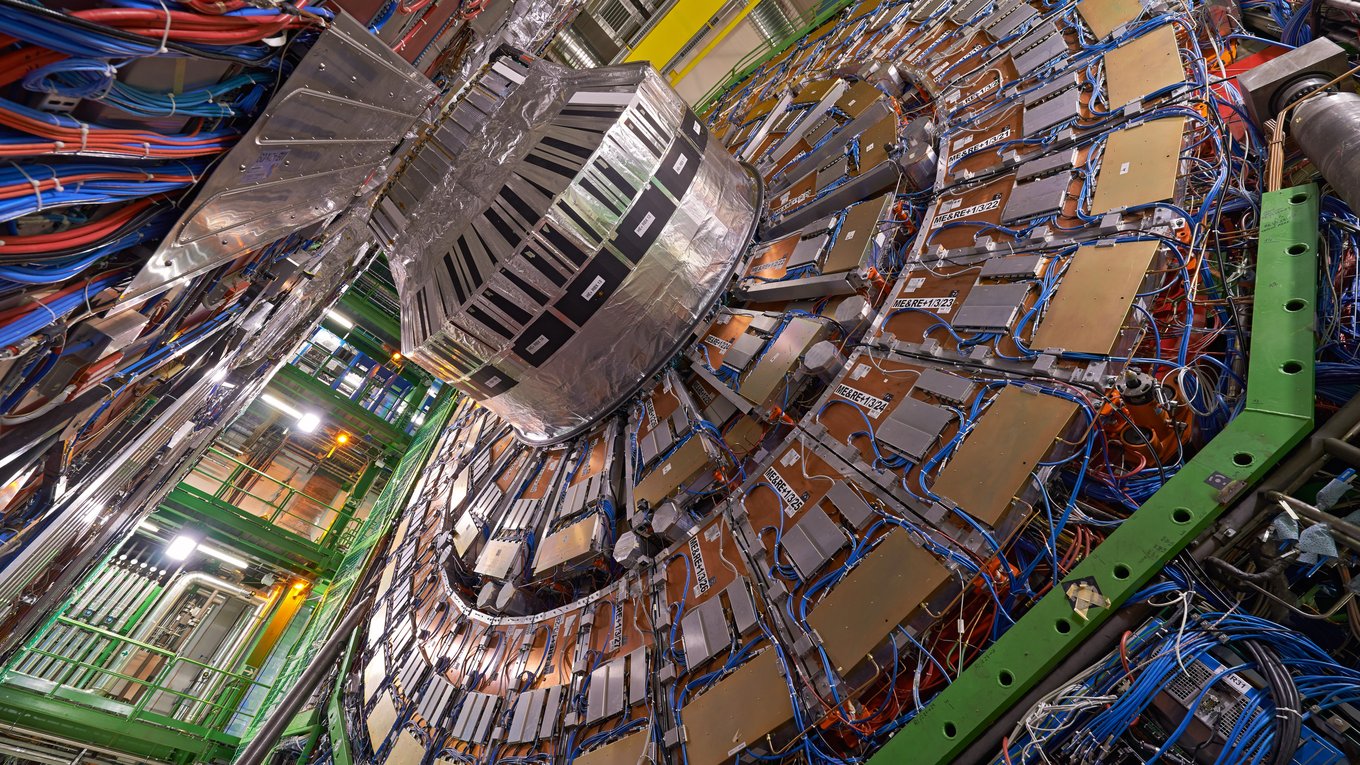 коллайдер, CERN, модернизация, криогеника, физика