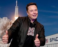 SpaceX, Маск, триллионер, IPO, капитализация