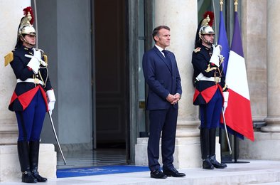 Франция, кризис, Макрон, парламент, конституция