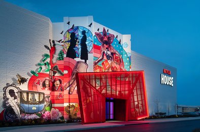 Netflix, сериалы, развлечения, аттракционы, универмаг