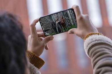 фильм 28 лет спустя, Дэнни Бойл iPhone, съемки на iPhone 15 Pro, зомби-триллер 2024, постапокалиптическое кино