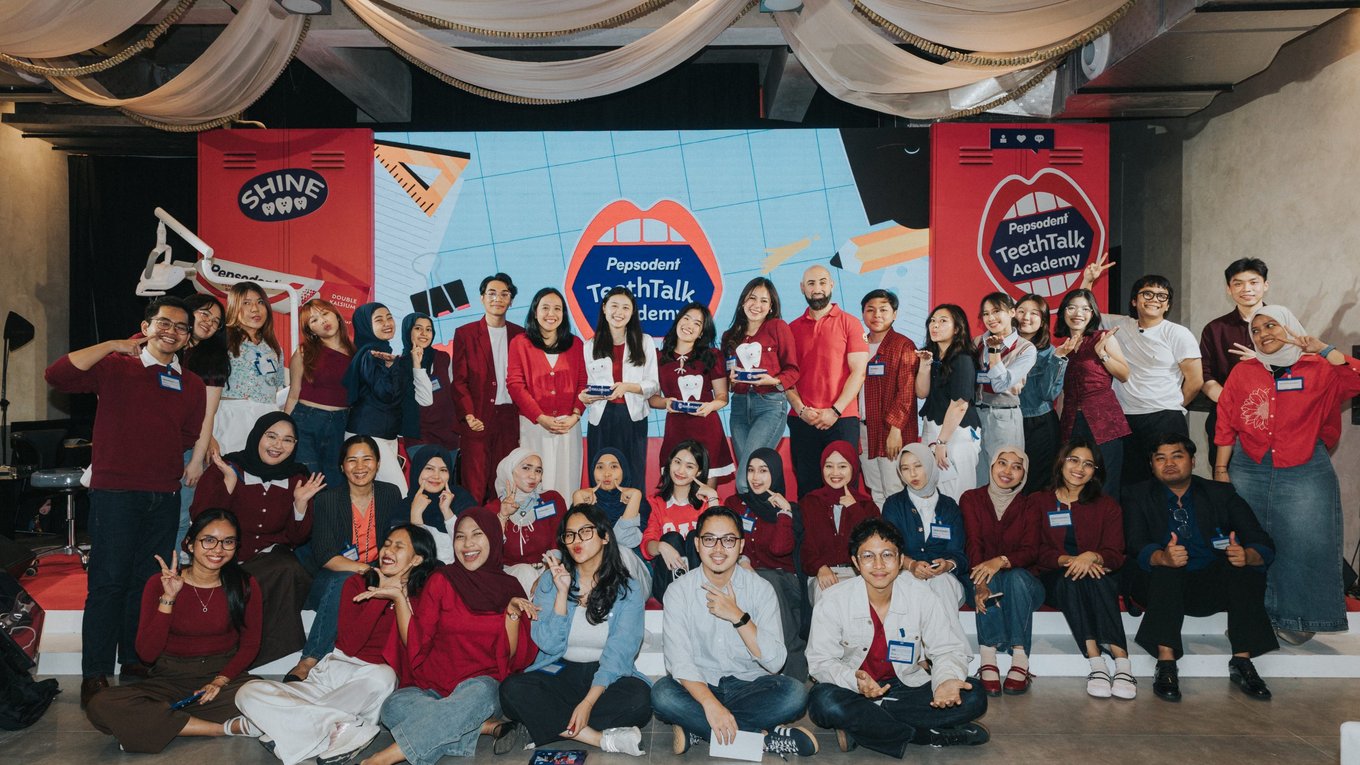 стоматология, образование, соцсети, Индонезия, контент