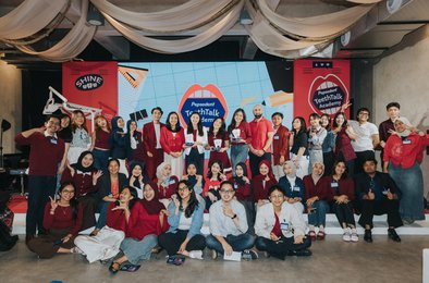 стоматология, образование, соцсети, Индонезия, контент