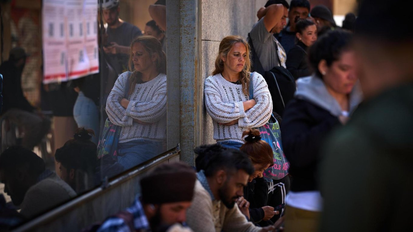 Испания, мигранты, легализация, миграция, политика