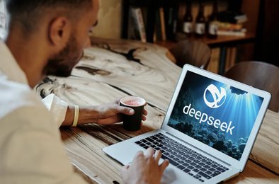 «Копирование не спасет»: DeepSeek делает ставку на инновации в ИИ