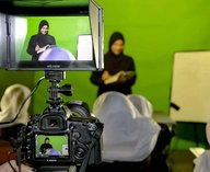 Парижский телеканал поддерживает женщин Афганистана