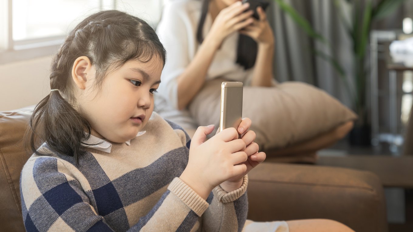 смартфон, дети, депрессия, ожирение, здоровье