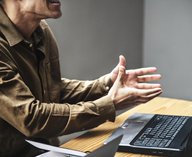 политические споры в интернете, нарциссизм и психопатия, поведение в соцсетях, онлайн-дискуссии и личность, психология интернет-общения