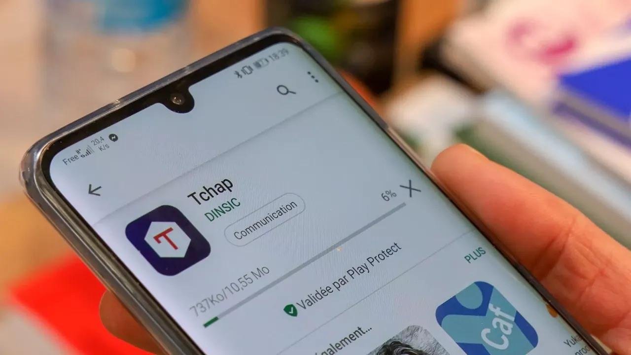 Франция, мессенджер, госслужащие, связь, технология