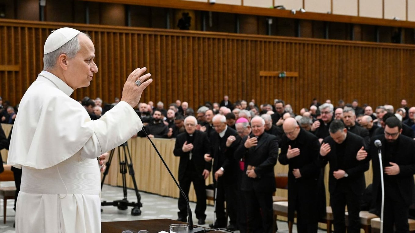 Папа, священники, проповедь, церковь, искусственныйинтеллект