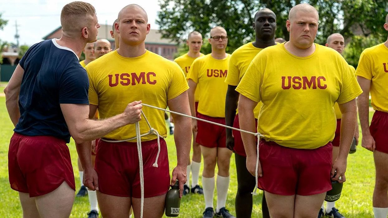 Сериал, Пентагон, морпех, скандал