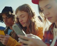 подростки, TikTok, интернет, соцсети, аудитория