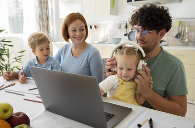 medium-shot-smiley-family-home