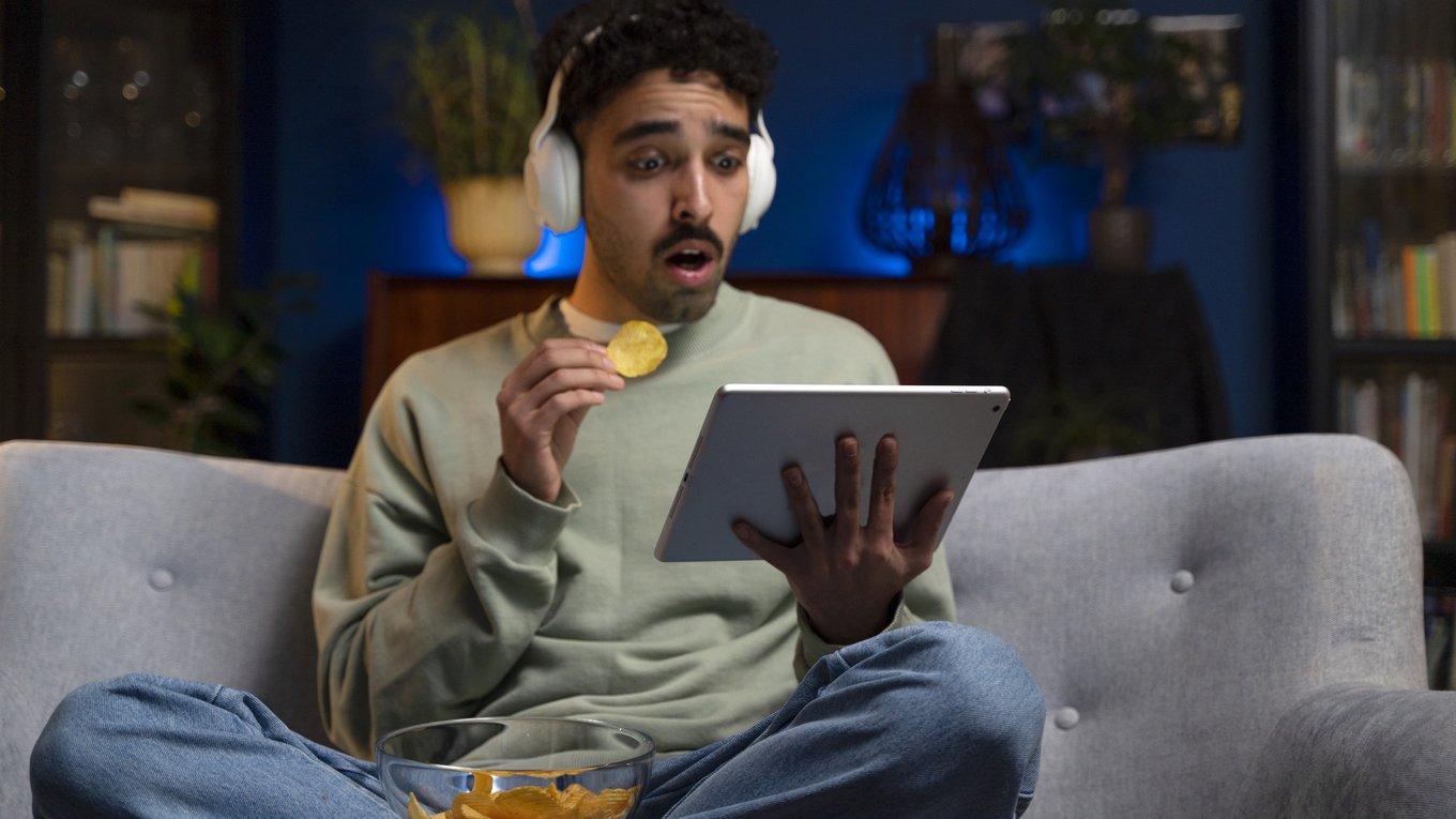 YouTube, Netflix, телевидение, просмотры, стриминг