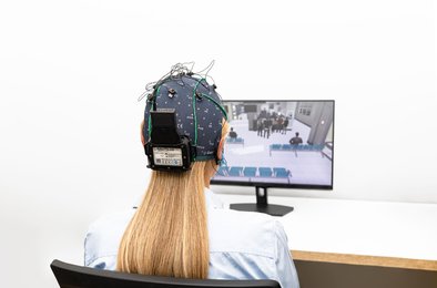 лечение депрессии без лекарств, видеоигра для лечения депрессии, GrayMatters Health, Prism for Depression, терапия с ЭЭГ-шлемом