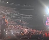 камера поцелуев, вирусный маркетинг, скандал Coldplay, ситуативная реклама, корпоративная этика