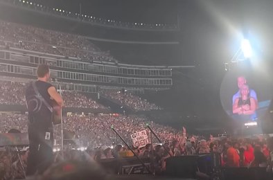камера поцелуев, вирусный маркетинг, скандал Coldplay, ситуативная реклама, корпоративная этика