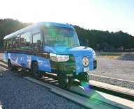 японский автобус-поезд, двухрежимный транспорт, Asa Seaside Railways, инновации в транспорте, туризм в Японии