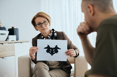 Россияне стали чаще обращаться за психологической помощью